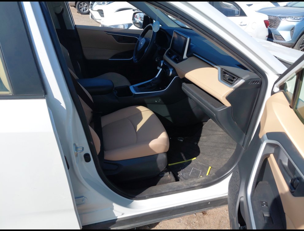 Toyota RAV4  2023 image