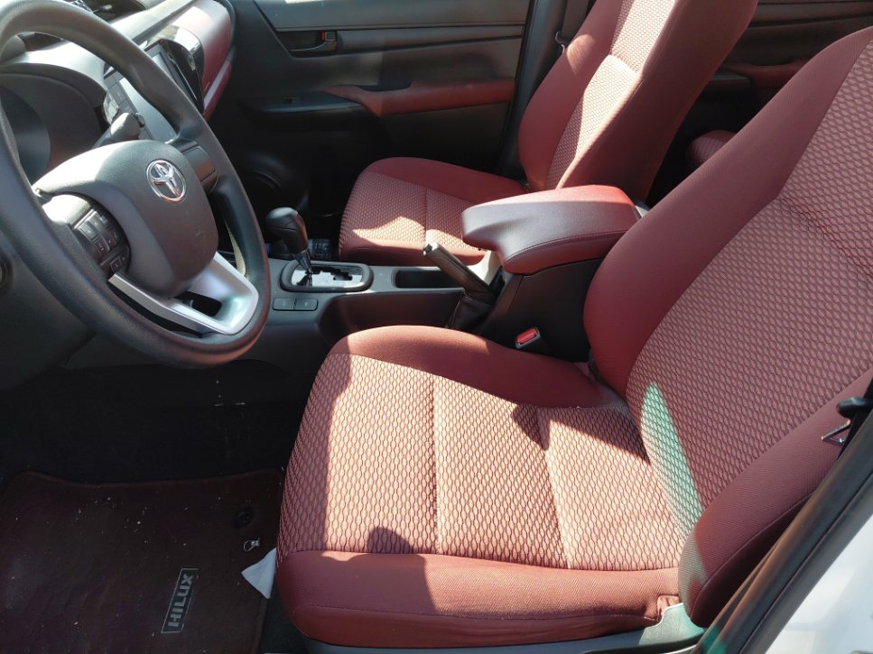 Toyota Hilux 4x4 2023 image