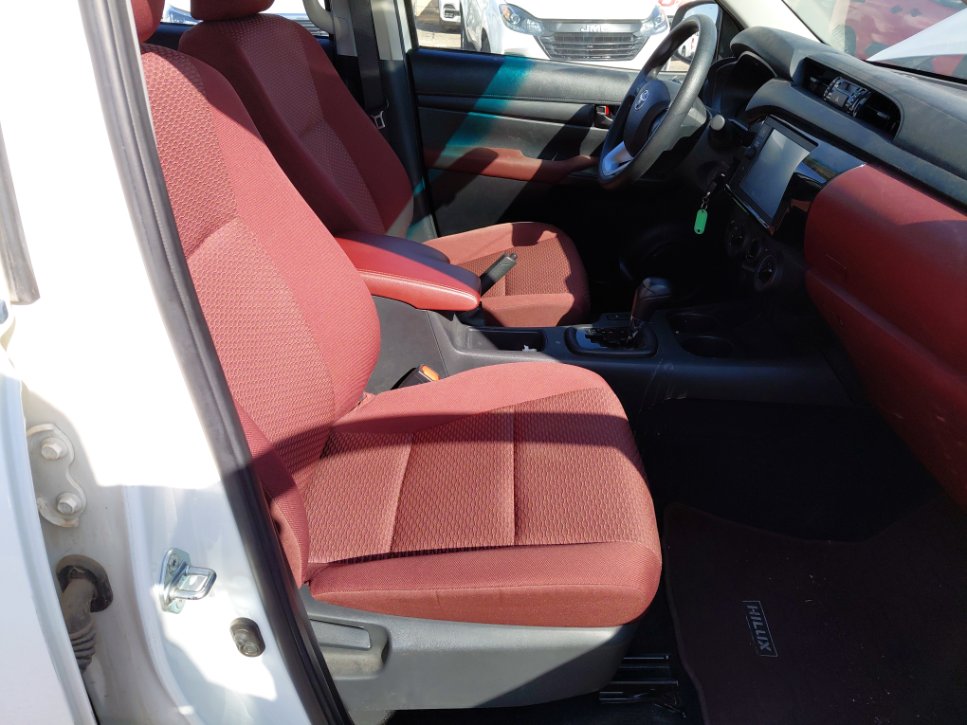 Toyota Hilux 4x4 2023 image