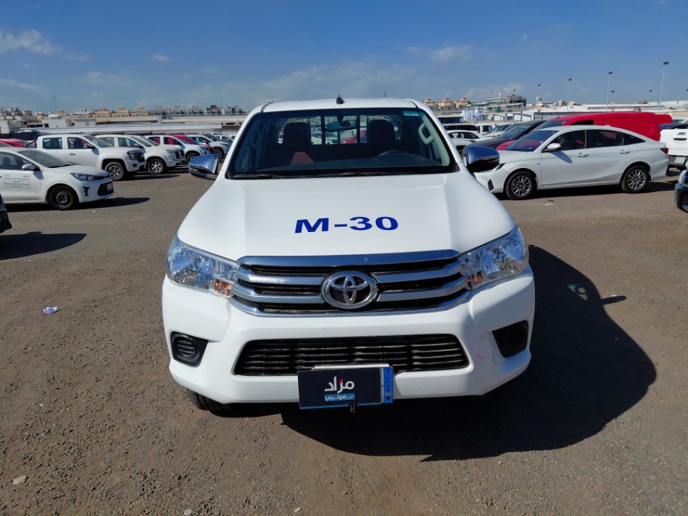 تويوتا هايلكس 4x4 2023