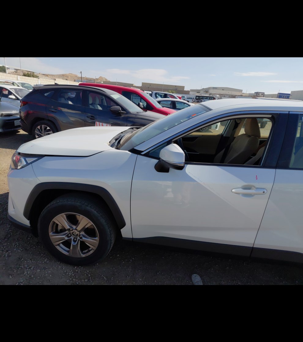 Toyota RAV4  2023 image