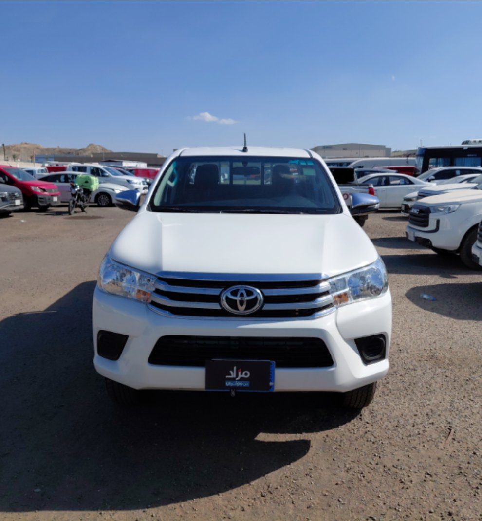 تويوتا هايلكس  2023