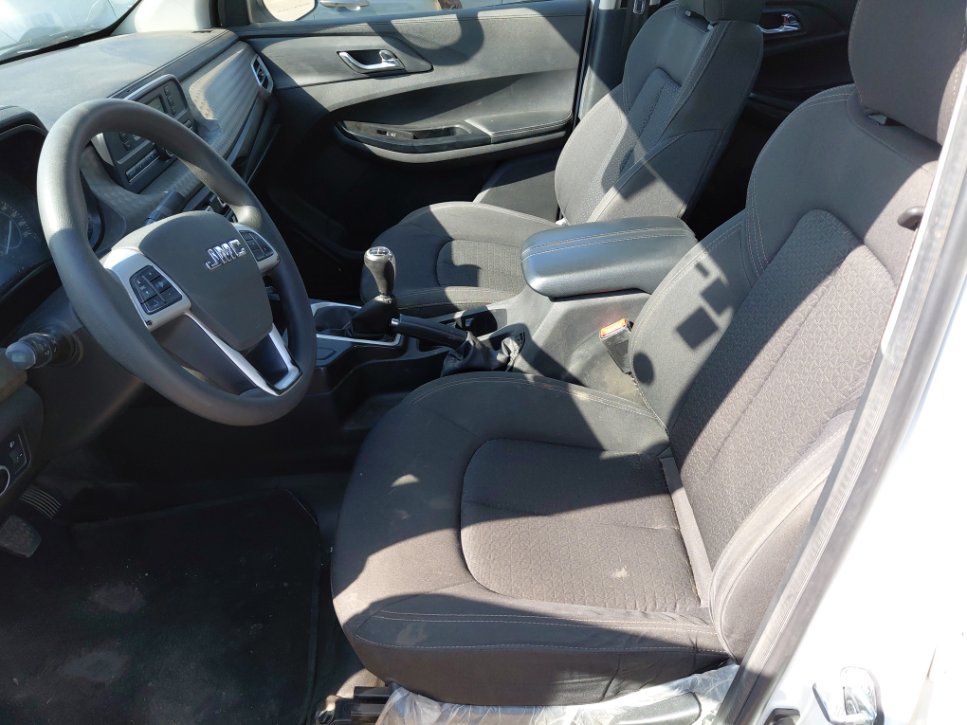 جا ام سي فيجوس تالف 2023 image