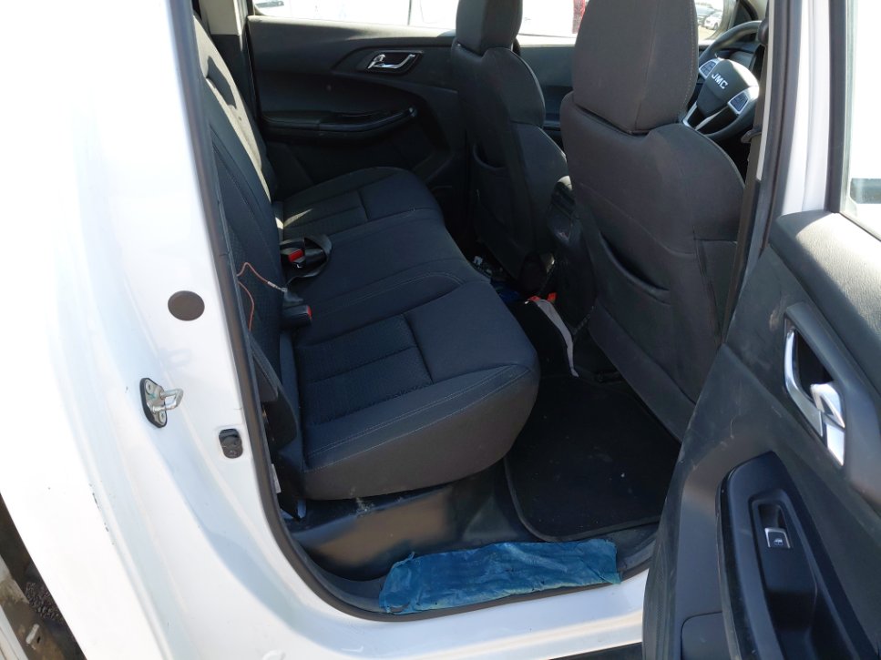 جا ام سي فيجوس تالف 2023 image