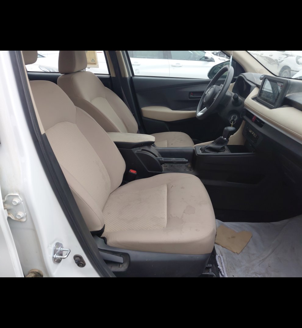 تويوتا يارس Y 2023 image