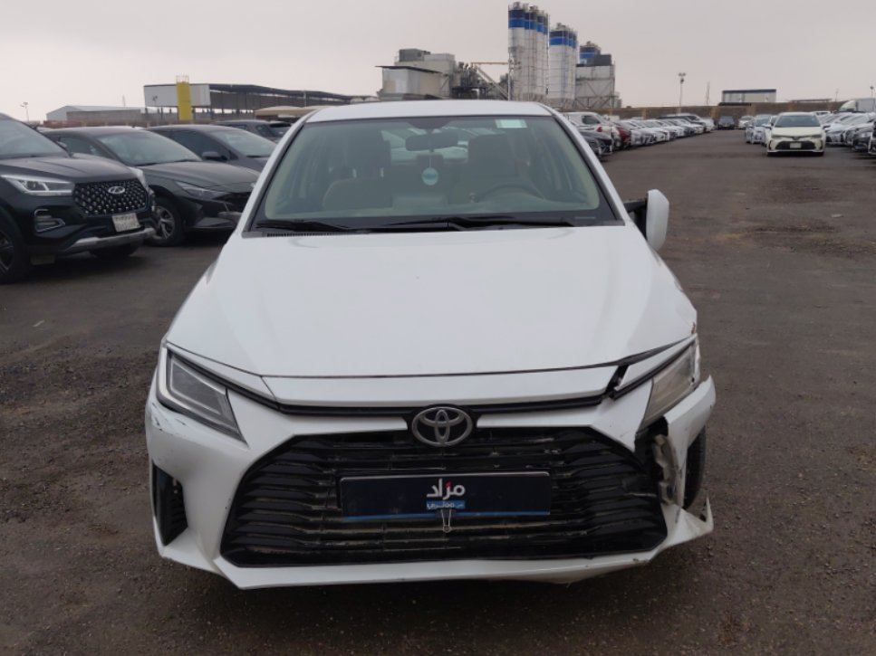 تويوتا يارس Y 2023