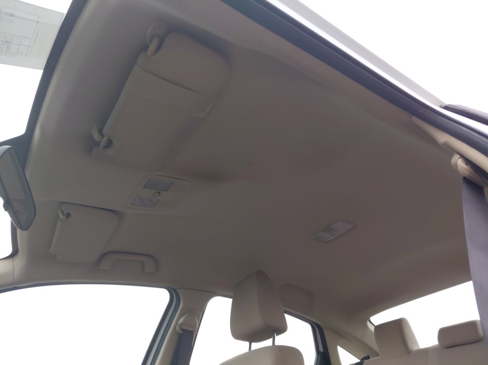 تويوتا يارس Y 2023 image