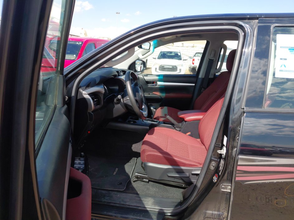 Toyota Hilux S-GLX 4x4 2023 image