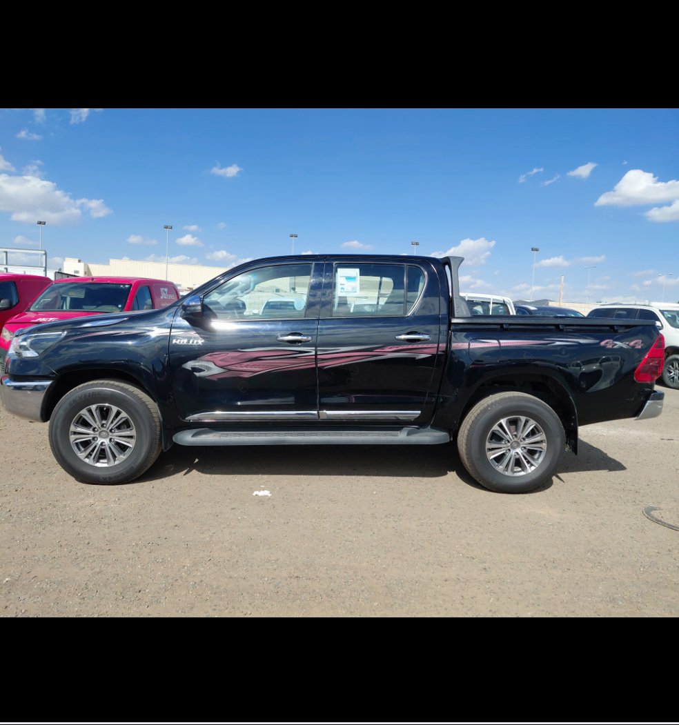 Toyota Hilux S-GLX 4x4 2023 image