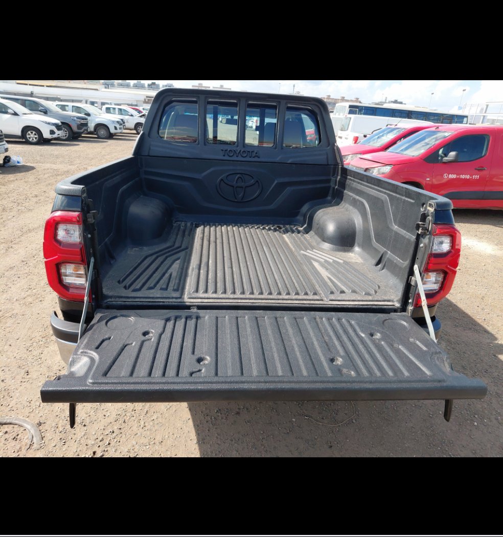 Toyota Hilux S-GLX 4x4 2023 image