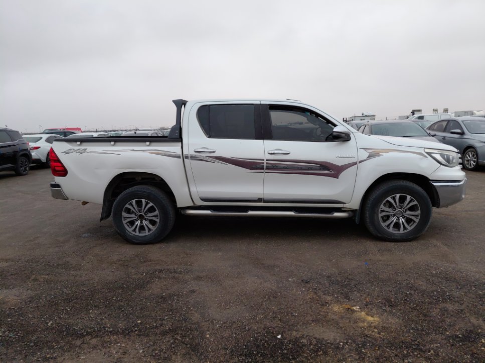 Toyota Hilux S - GLX - 4X4 2018 image