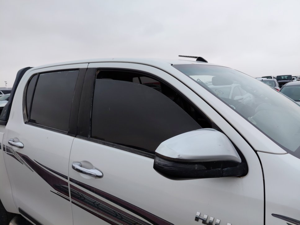 Toyota Hilux S - GLX - 4X4 2018 image