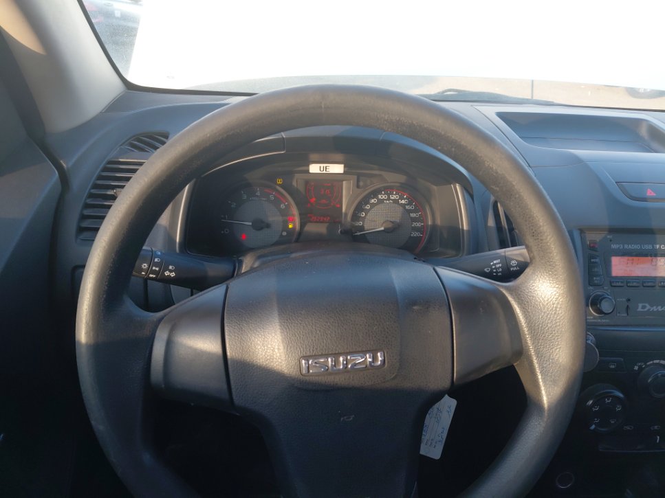 ايسوزو ديماكس 2x4 2022 image