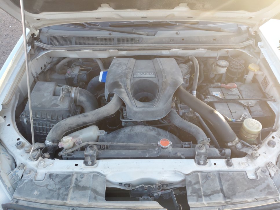 ايسوزو ديماكس 2x4 2022 image