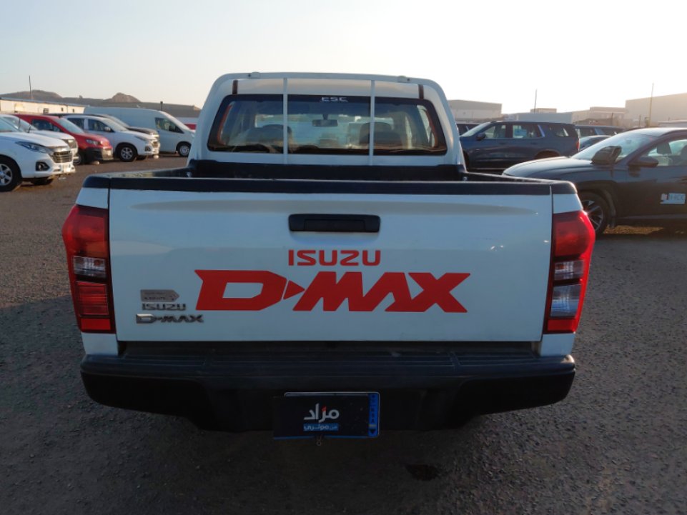 ايسوزو ديماكس 4X4 2024 image