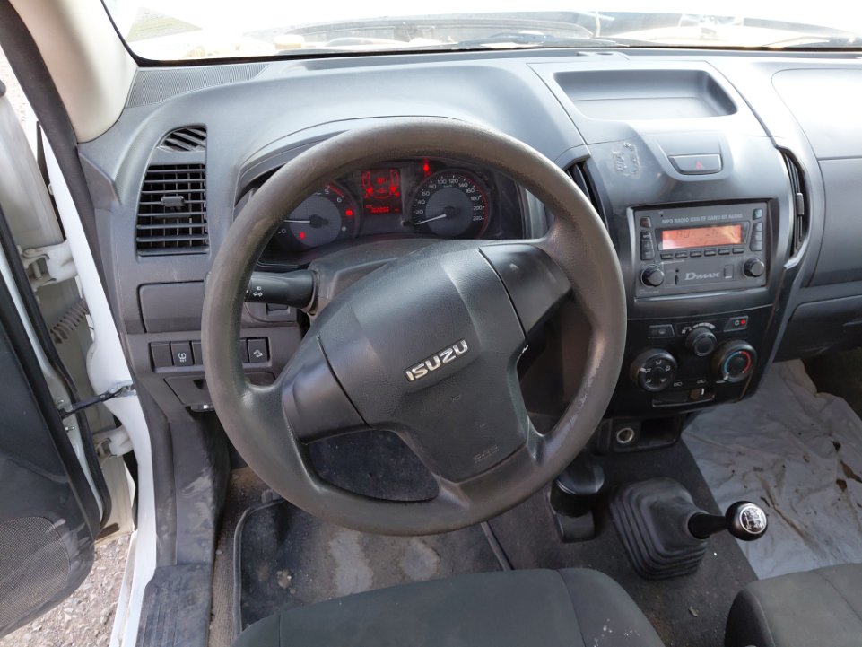 ايسوزو ديماكس 2X4 2022 image