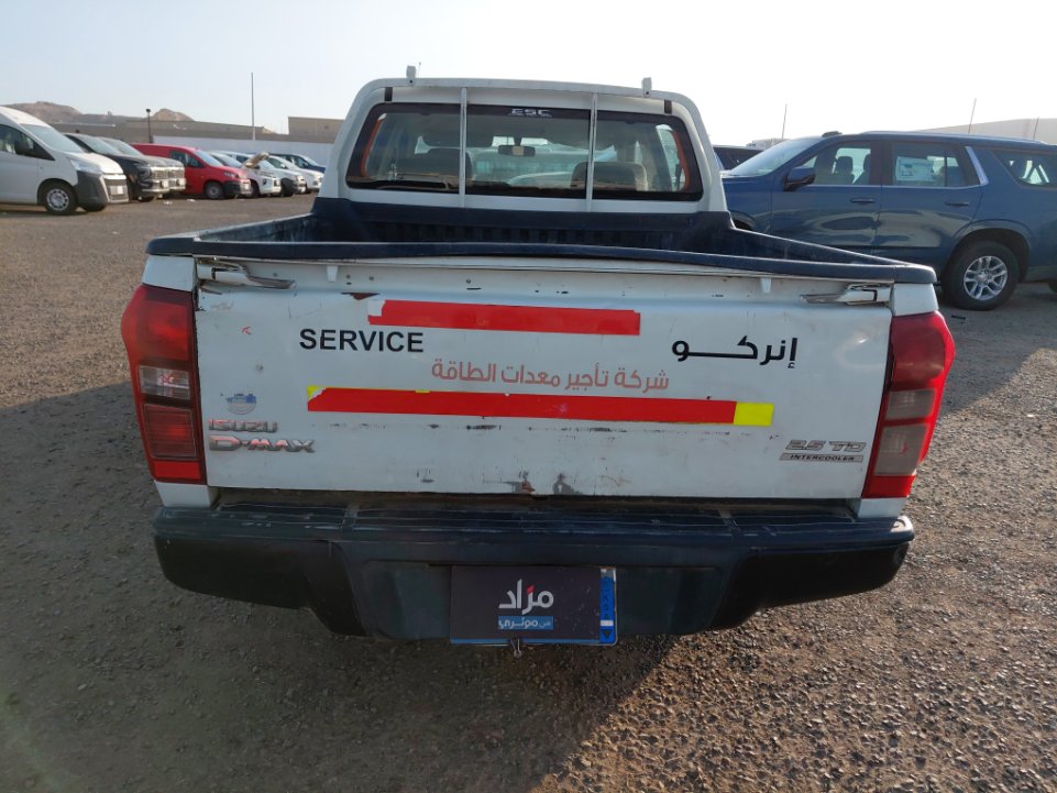 ايسوزو ديماكس 2X4 2022 image