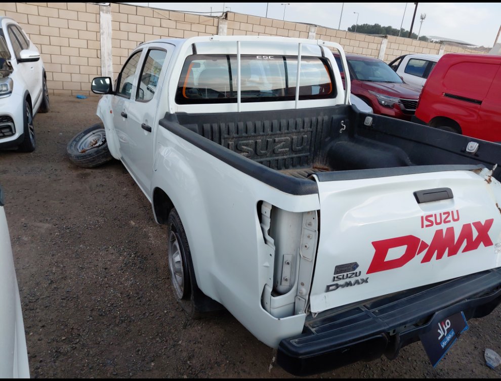 ايسوزو ديماكس  2023 image