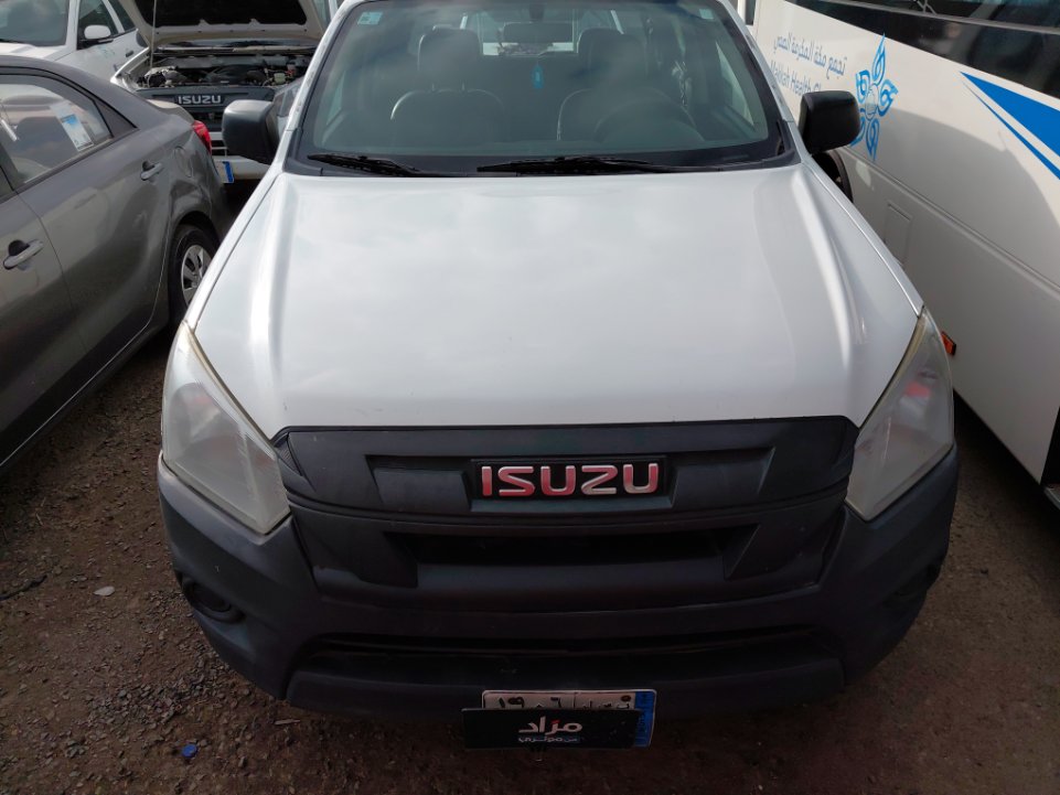 ايسوزو ديماكس  2021