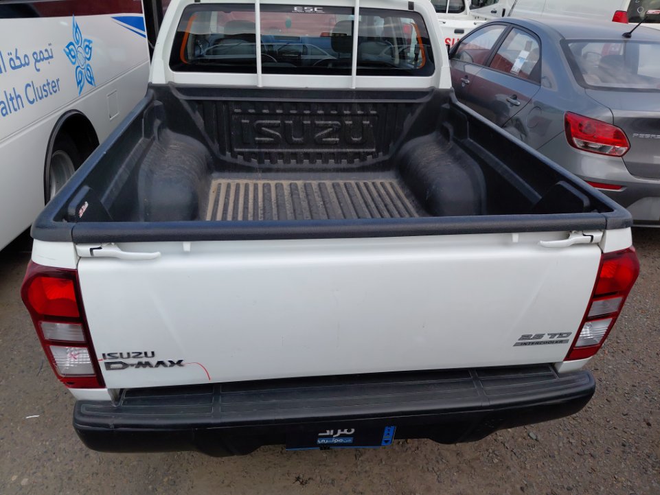 ايسوزو ديماكس  2021 image