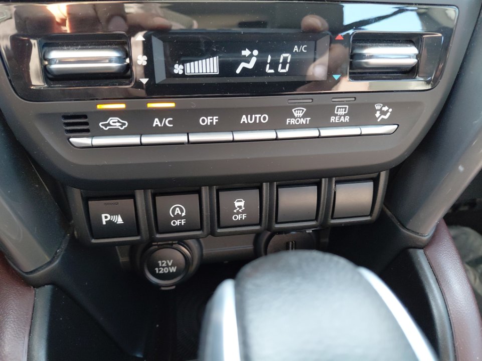 تويوتا اوربان كروز GLX 2024 image