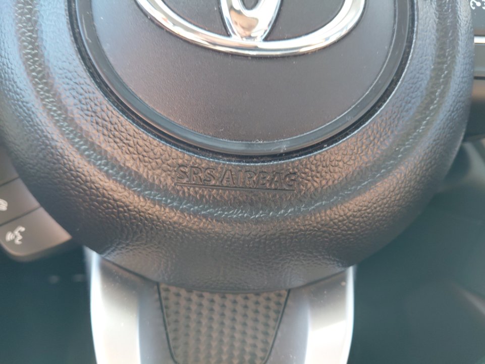 تويوتا اوربان كروز GLX 2024 image