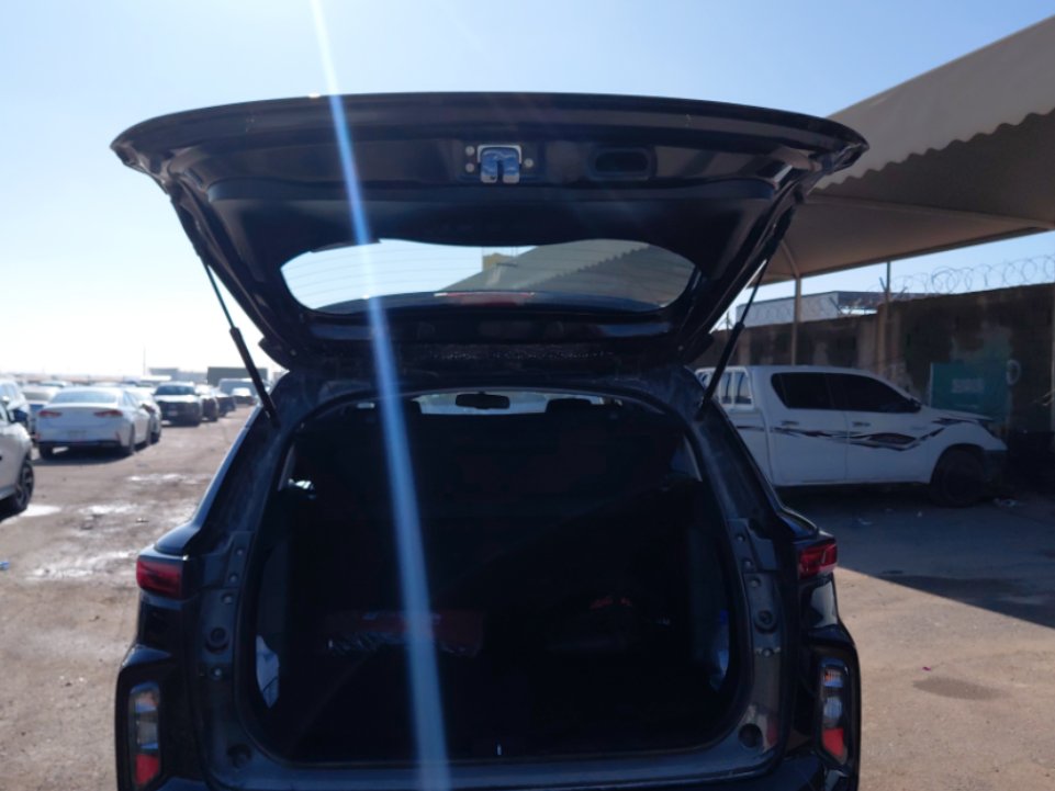 تويوتا اوربان كروز GLX 2024 image