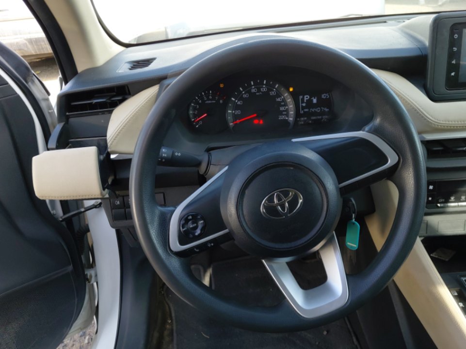 تويوتا يارس  2023 image