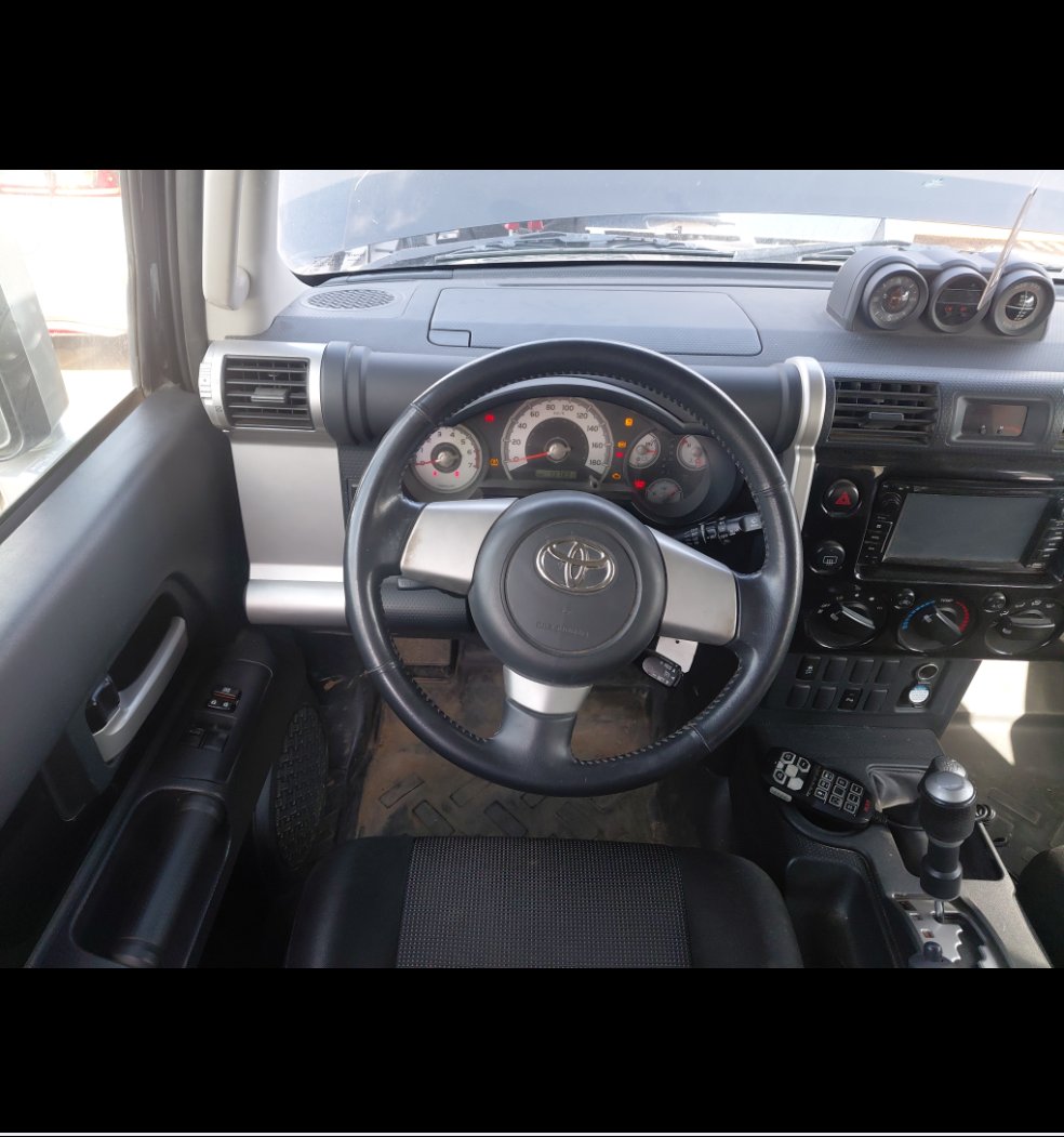 Toyota FJ Cruiser  2023 image