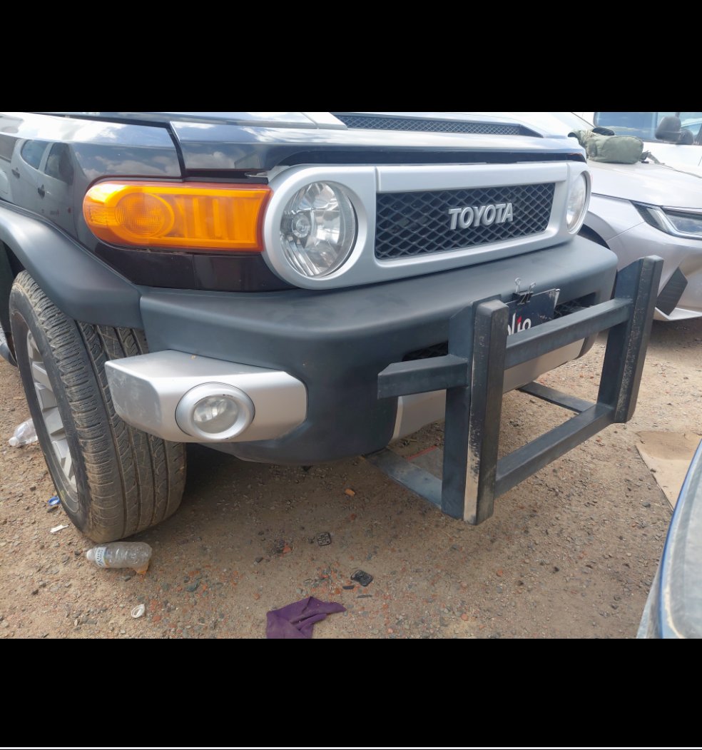 Toyota FJ Cruiser  2023 image