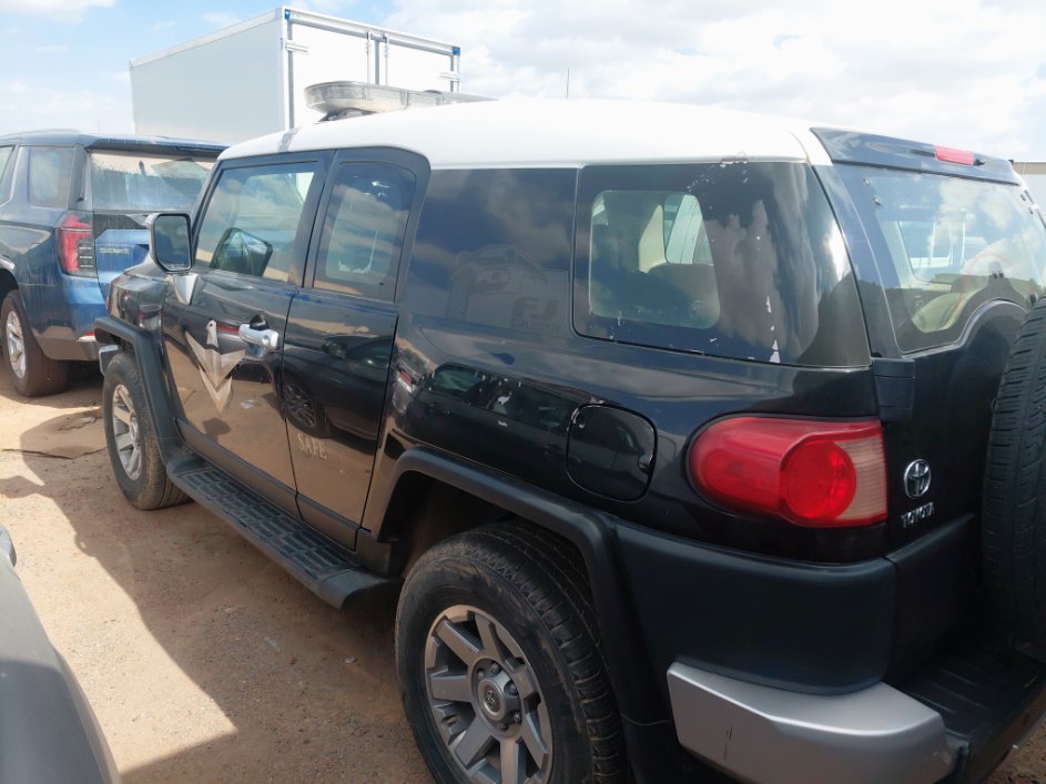 Toyota FJ Cruiser  2023 image