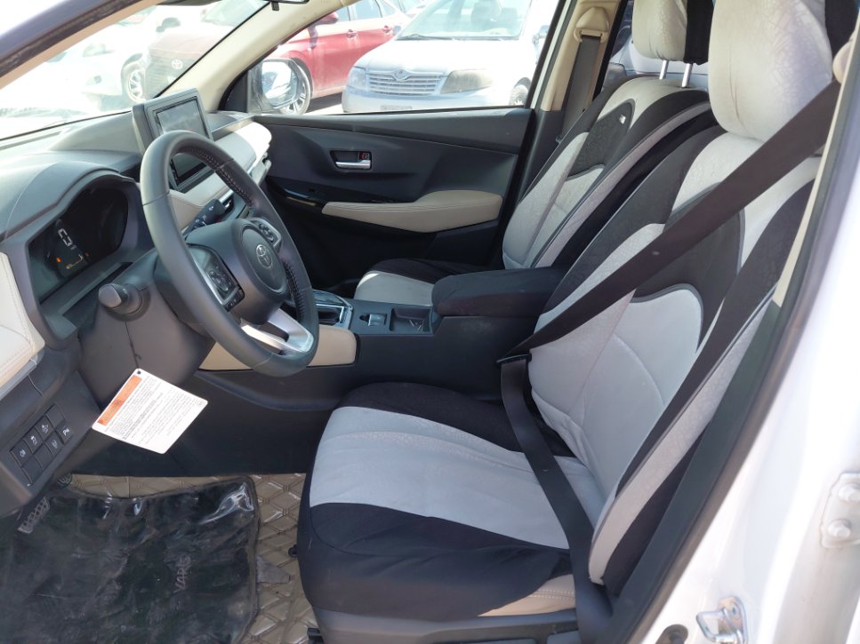 تويوتا يارس YX 2023 image