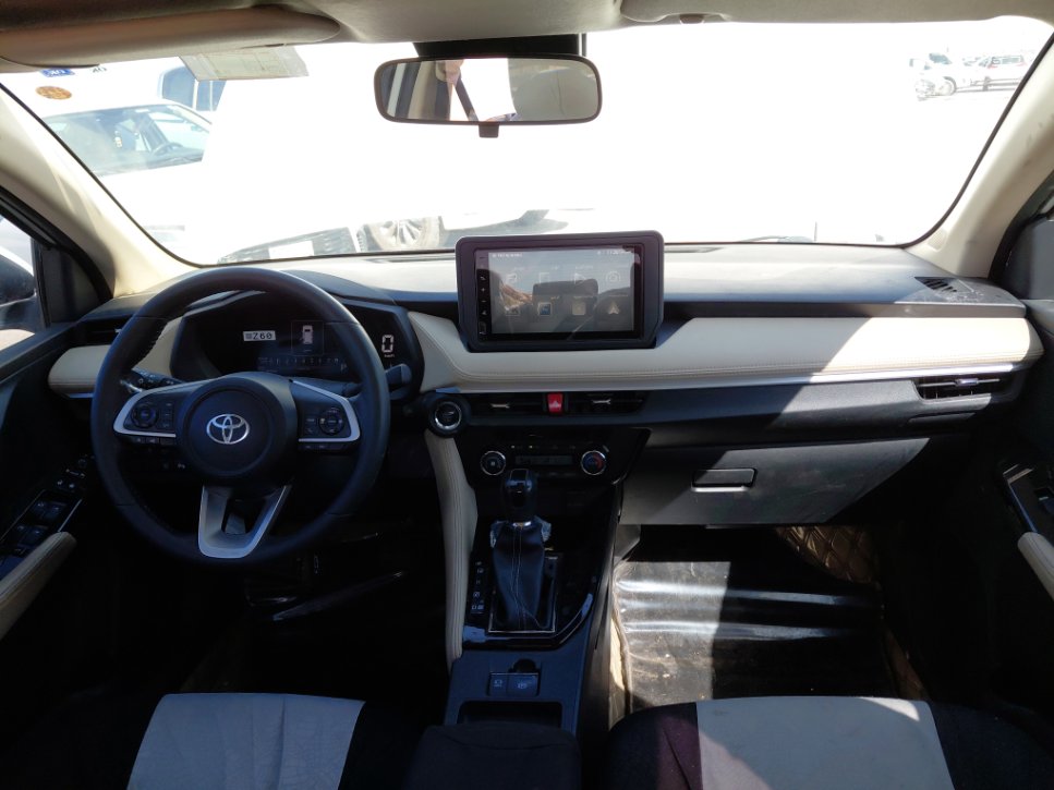 تويوتا يارس YX 2023 image