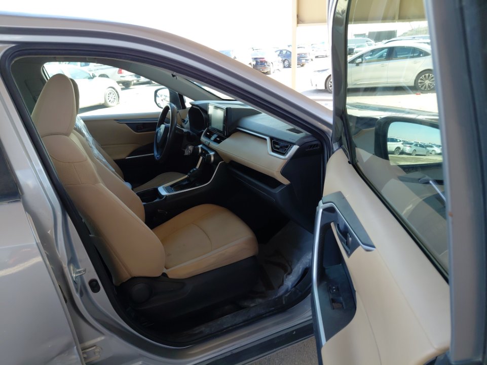 تويوتا راف فور  LE   2021 image