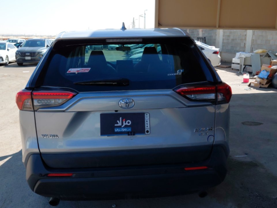 تويوتا راف فور  LE   2021 image