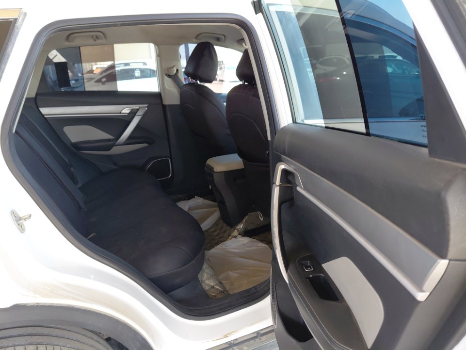 Geely Coolray رياضيه - اساسي  2023 image