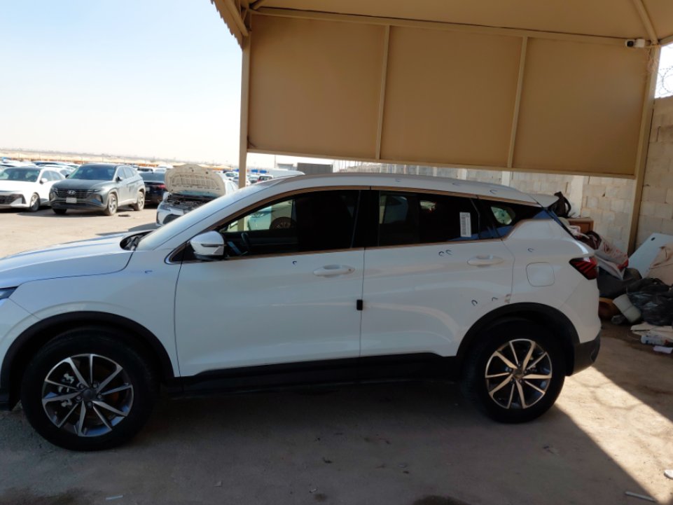 Geely Coolray رياضيه - اساسي  2023 image