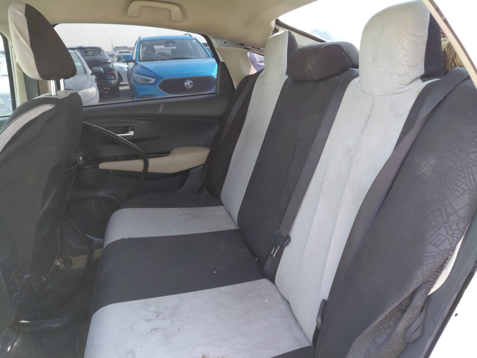 تويوتا يارس YX 2023 image