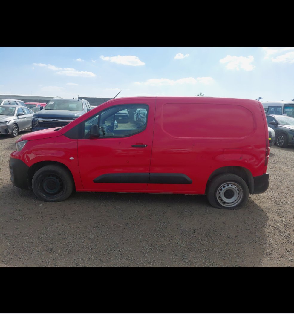 بيجو بارتنر  2023 image