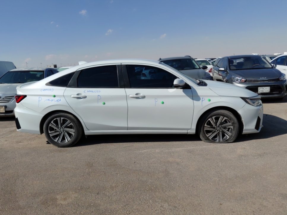 تويوتا يارس YX 2023 image