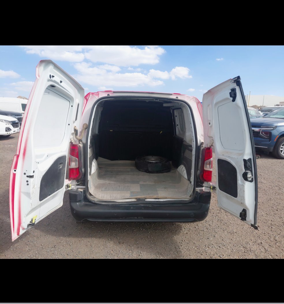 بيجو بارتنر  2023 image