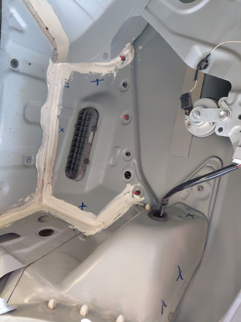 تويوتا يارس YX 2023 image