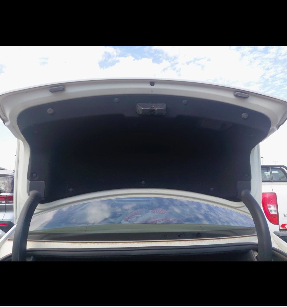 كيا كادينزا YG LX FWD 2020 image