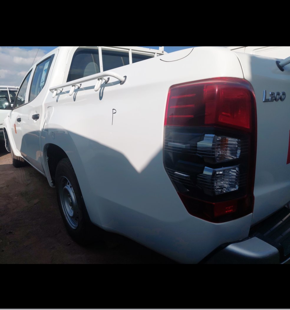 ميتسوبيشي L200 2x4 2023 image