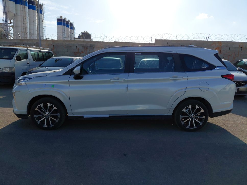 تويوتا فيلوز GLX 4x2 2025 image