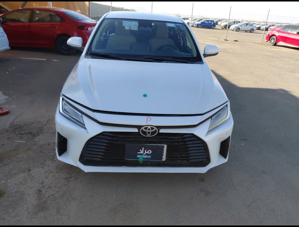 تويوتا يارس YX 2023