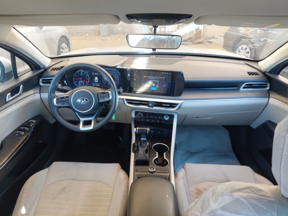 KIA K5 LX  2021 image