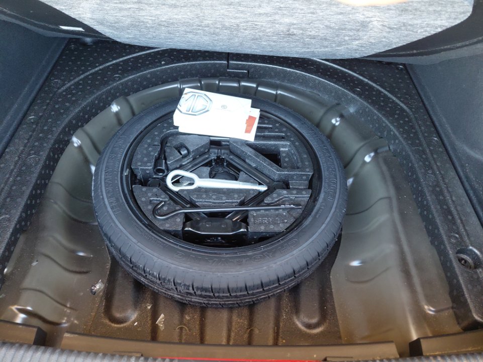 إم جي 5  2024 image