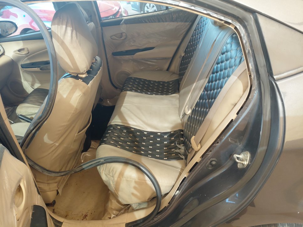 تويوتا يارس Y 2020 image