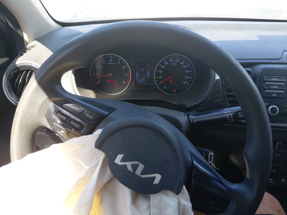 KIA Pegas LX FWD - تالف  2023 image